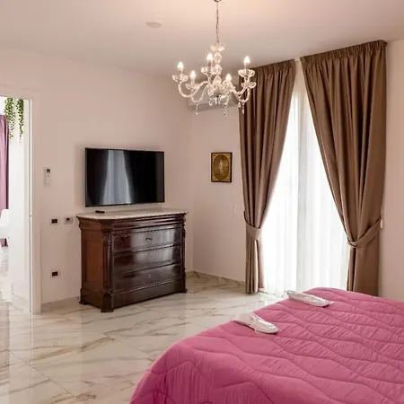 Royal Boutique * Νάπολη