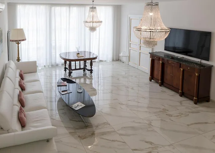 Royal Boutique 호텔