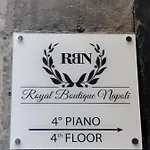 Royal Boutique * Νάπολη