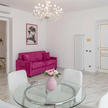 Royal Boutique نابولي